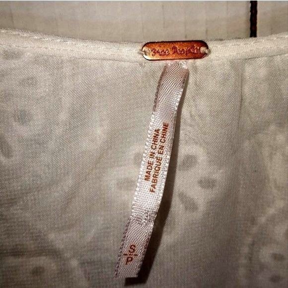 Free People Flowy Crop Semi Sheer Ruffle Eyelet Blouse S White - Picture 2 of 12